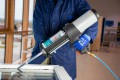 klej silikonowy OTTOCOLL® S81 plus OTTO pistolet pneumatyczny P 490 DP2X.jpg